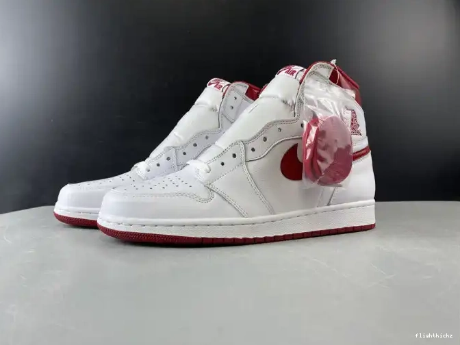Metallic Jordan Red Air (2017) 1 555088-103 Retro 0519